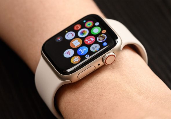 dong-ho-thong-minh-chong-nuoc-applewatch_se_2022